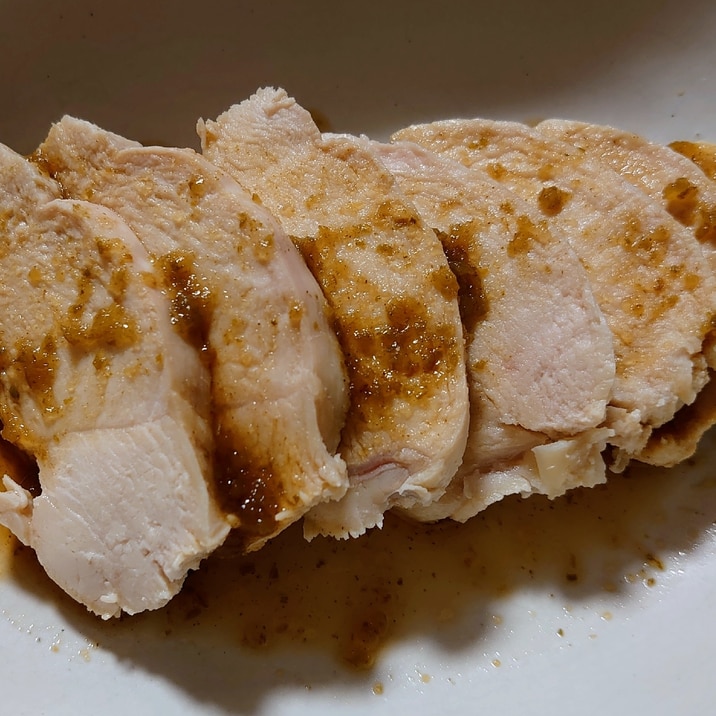 混ぜるだけで簡単!茹で鶏の柚子胡椒ポン酢ソースがけ